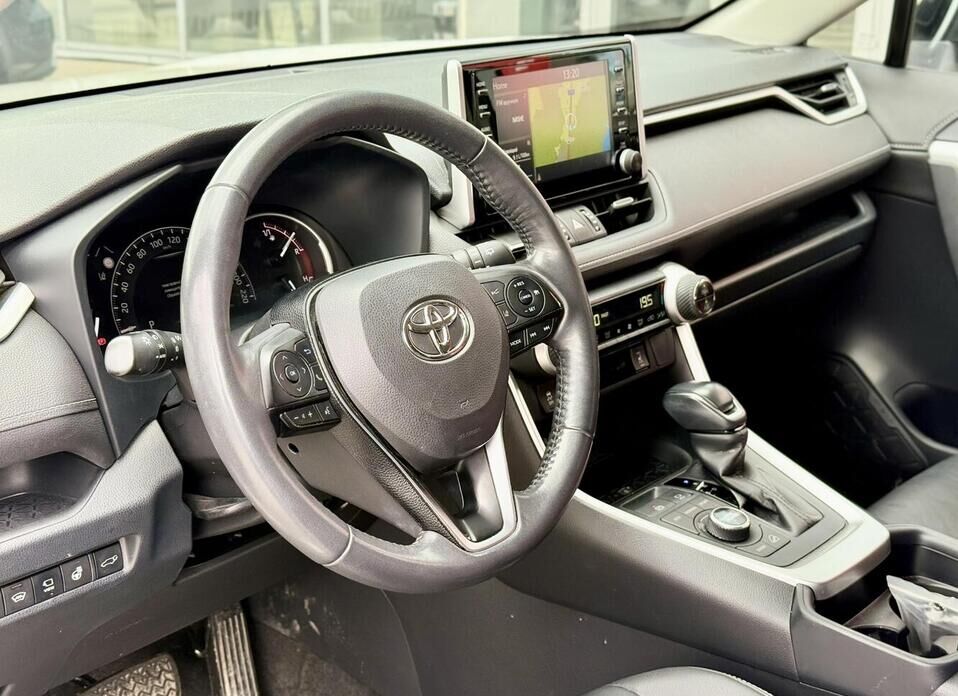 Toyota RAV4, V (XA50) 2.5 AT (199 л.с.) 4WD