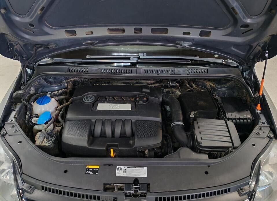 Volkswagen Golf Plus, II 1.6 AMT (102 л.с.)